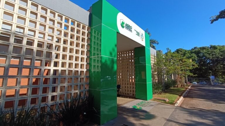 Agrodefesa atualiza Disque-Denúncia e reforça vigilância sanitária em Goiás com novo número gratuito