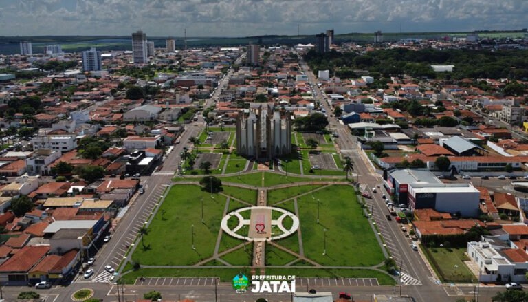 Jataí inicia programa de cidades inteligentes com capacitação estratégica de servidores municipais