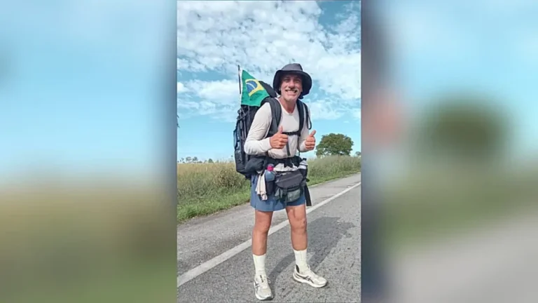 Goiano transforma sonho de uma década em realidade e parte a pé rumo ao Alasca em expedição histórica